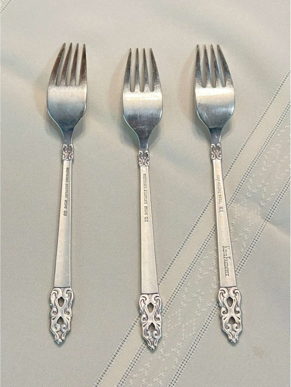 1847 Rogers Bros King Frederik Silverplate Dinner Forks, Set of Three